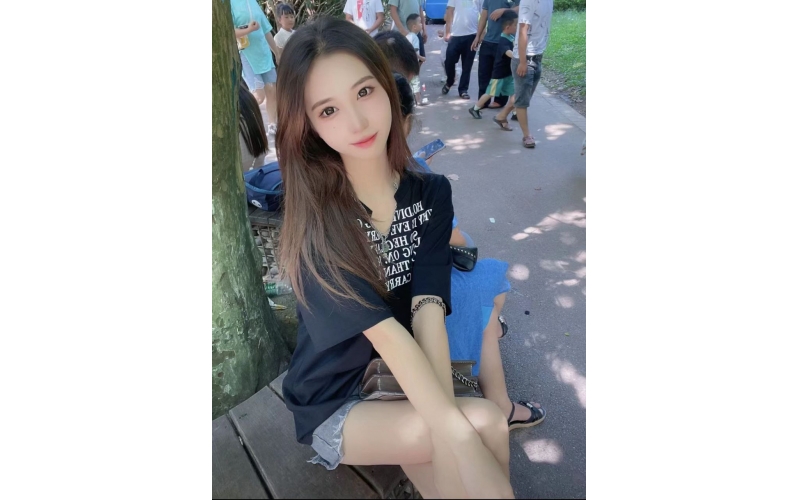 奥兰治找学生妹援交按摩约炮做爱性交