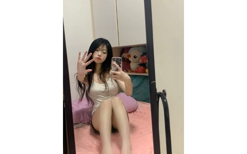 香槟市约学生妹援交按摩